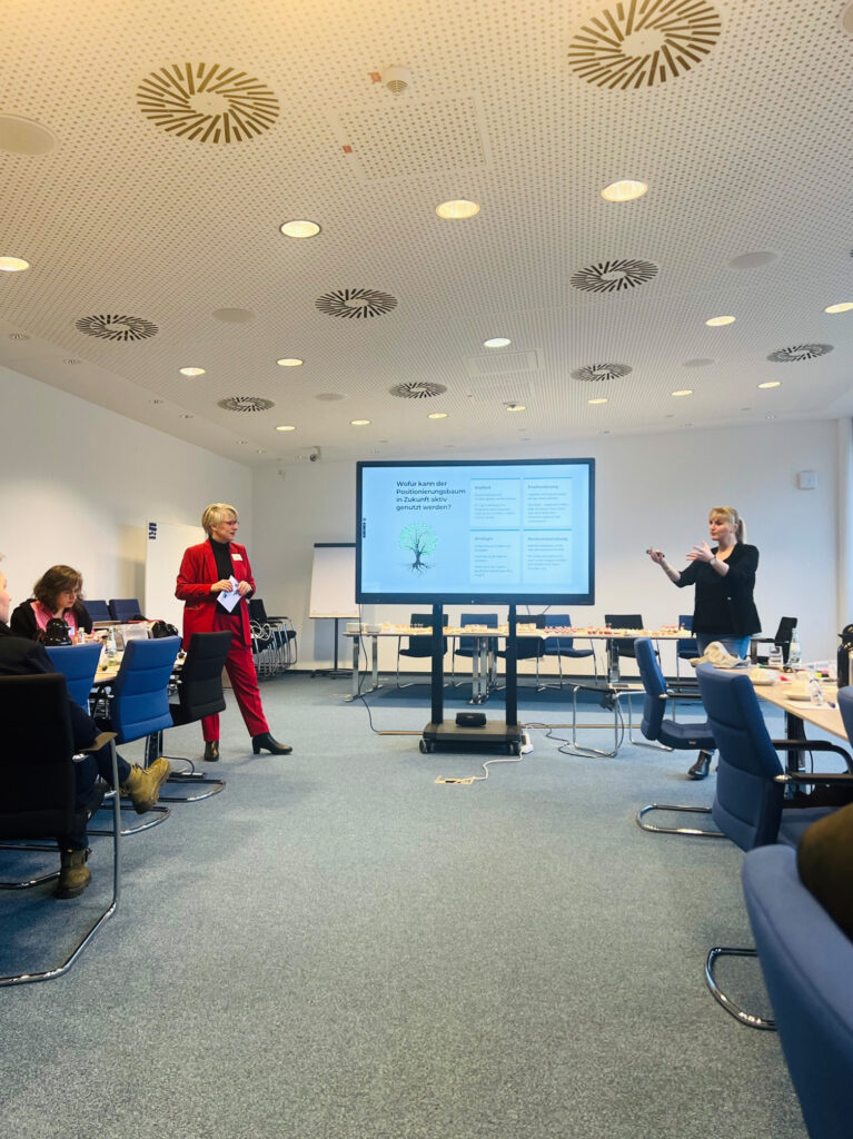 SIHK Event Empowering Female Career